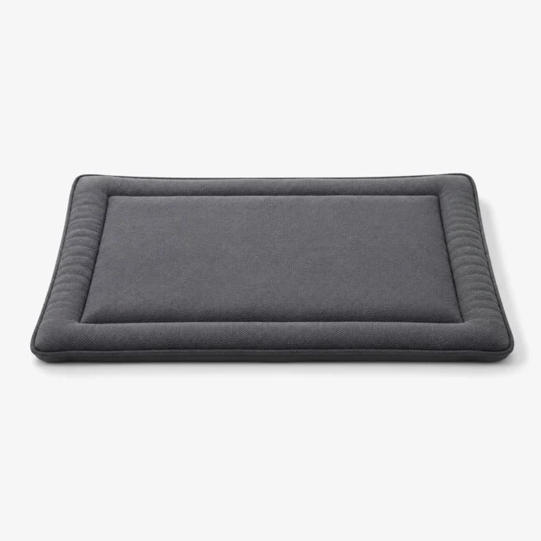 Best Dog Settle Mats and Calm Spot Products for Attention Barking